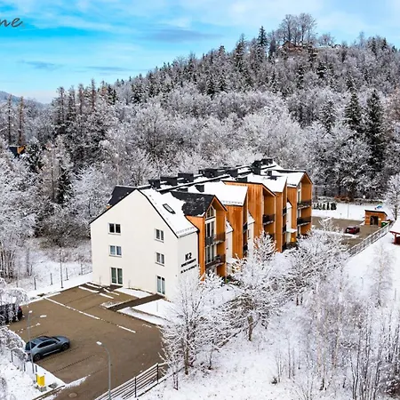 Wonder - W Malowniczej Okolicy, Z Balkonami I Widokiem Na Gory كارباش