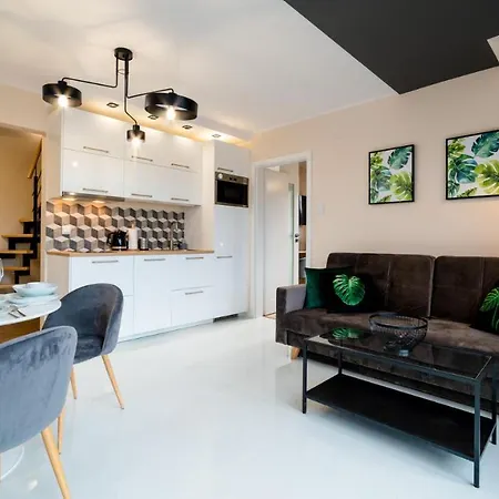 Wonder - W Malowniczej Okolicy, Z Balkonami I Widokiem Na Gory كارباش